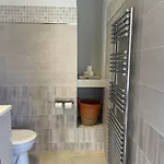 לינה וארוחת בוקר Emplacement Ideal